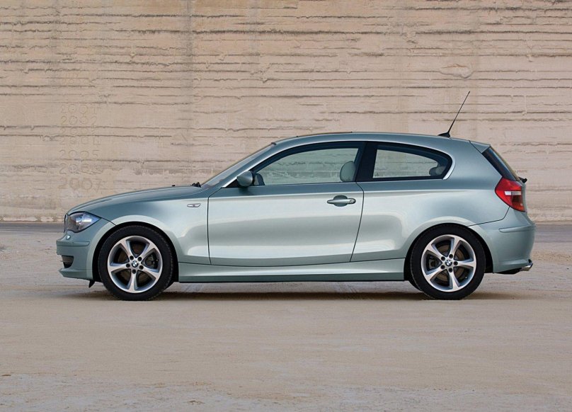 BMW 120i e87