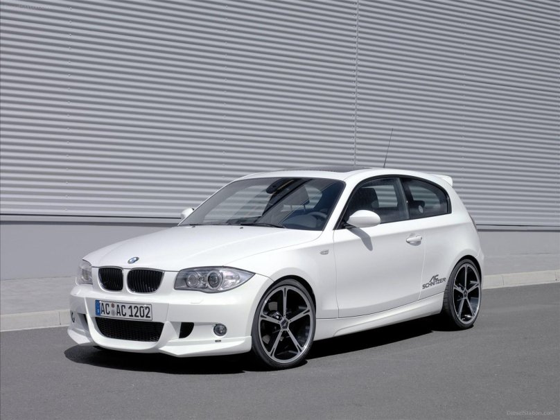 BMW e87 m Performance