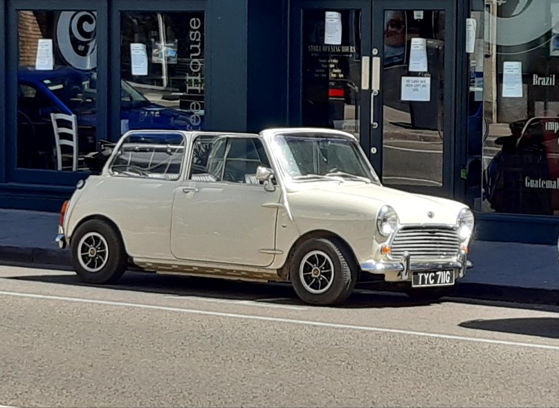 Остин мини Купер 60ых