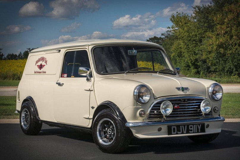 Austin Mini van