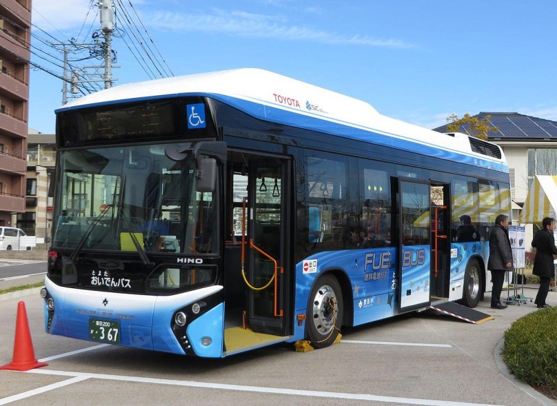 Toyota fuel Cell Bus