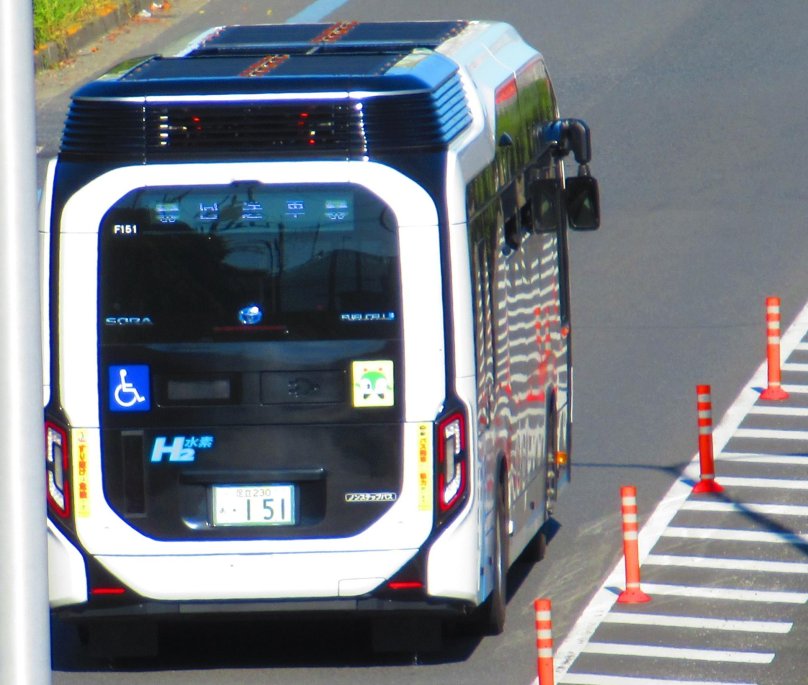 Тойота Сора автобус