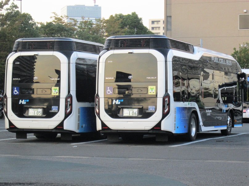 Toyota fuel Cell Bus