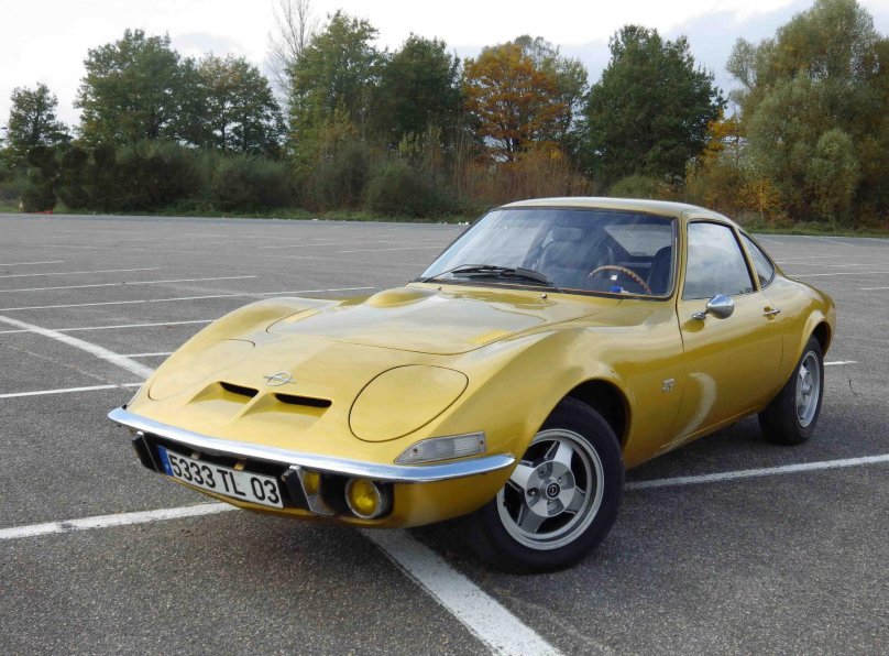 Opel gt 1900