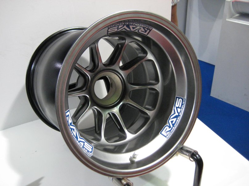 F1 Wheel