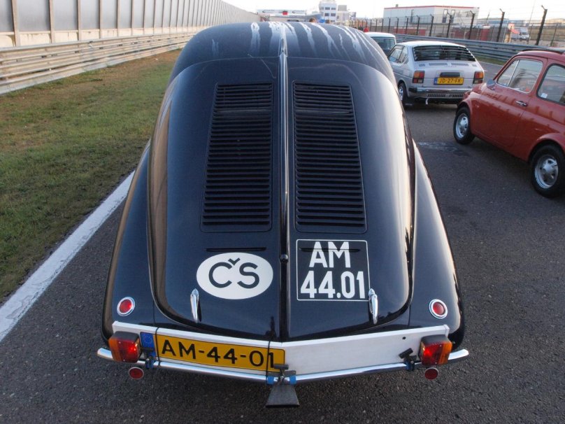 Татра 77 машина