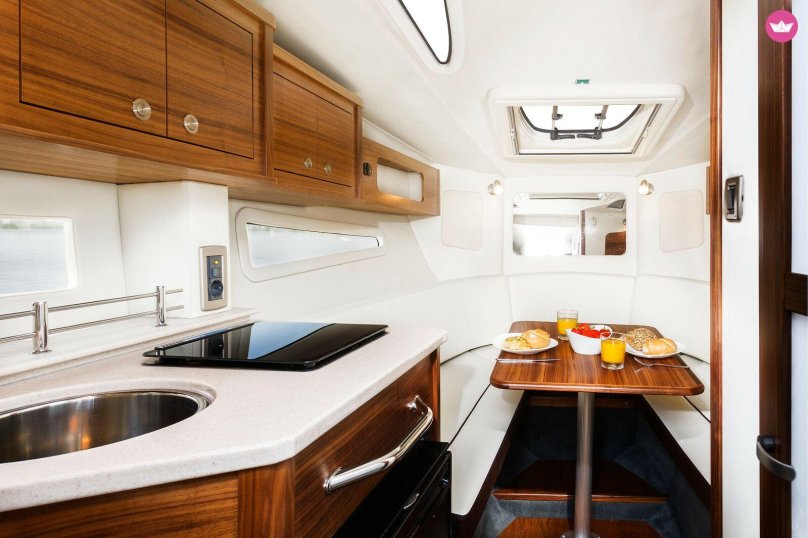 Катер Sea ray 265 Sundancer