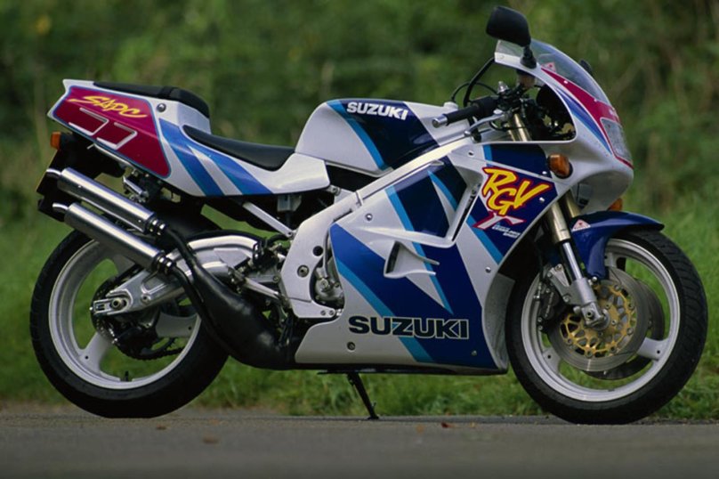 Suzuki RGV
