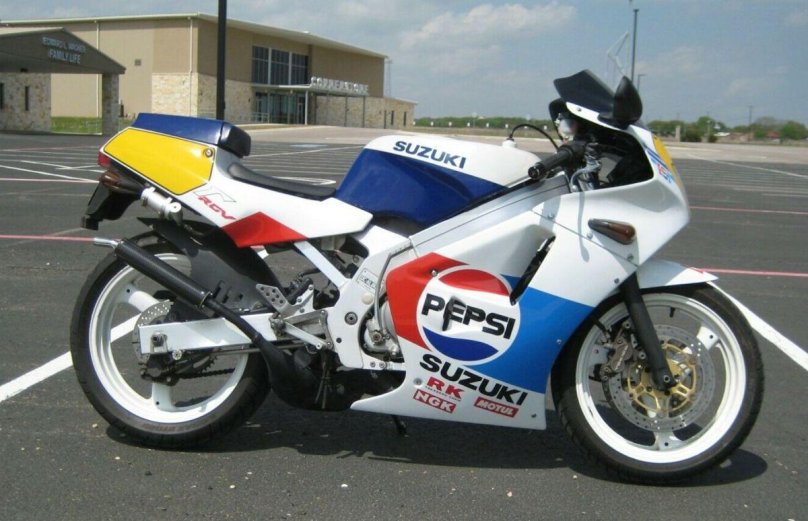 Мотоцикл Suzuki 1989