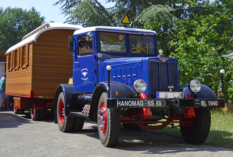 Hanomag SS 55