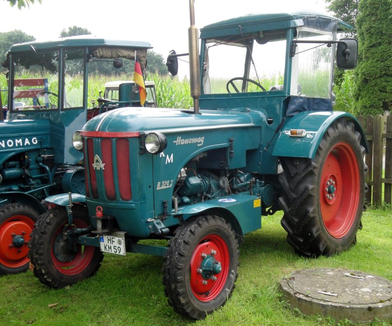 Модель трактора Hanomag brillant 601.