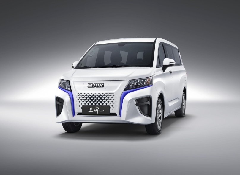 Китайский электромобиль BAW