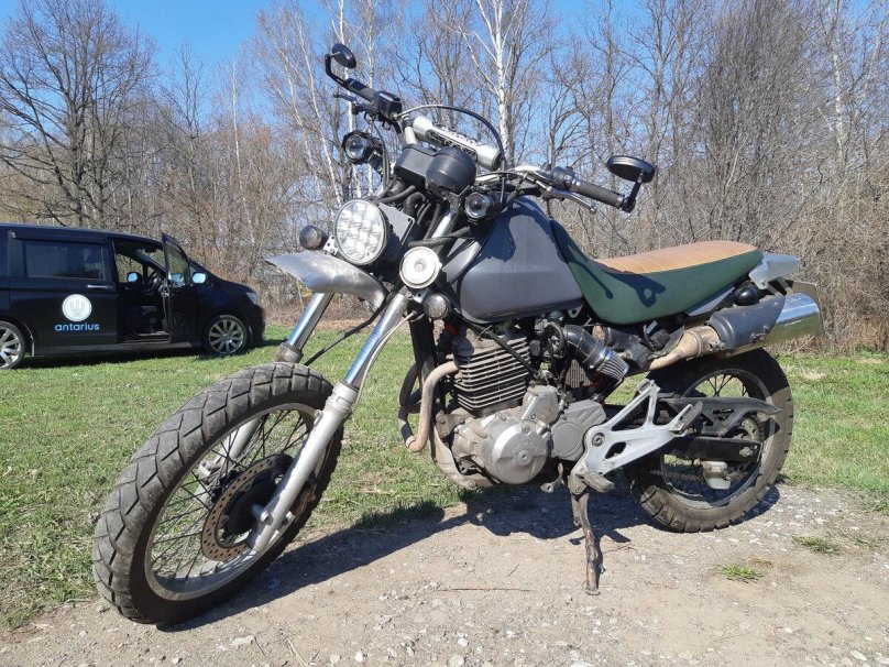 Honda SLR 650 Custom