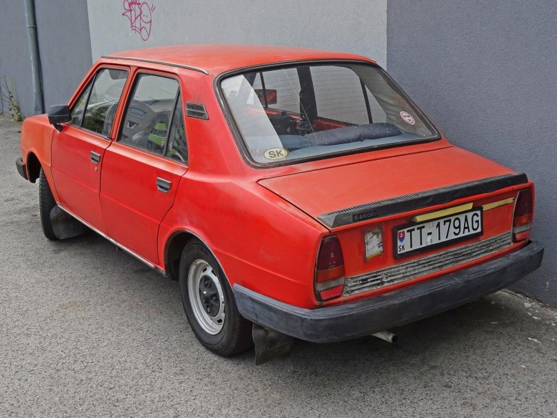 Skoda 105 1976