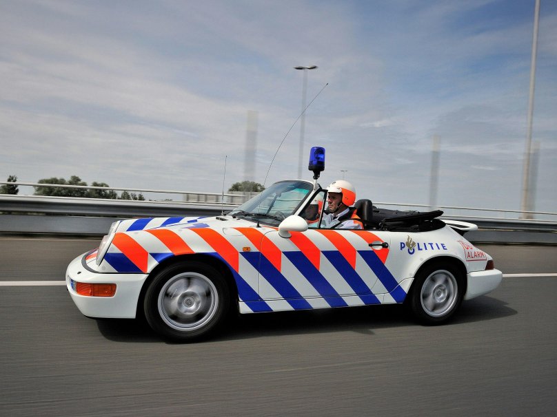 Полицейский Порше 911