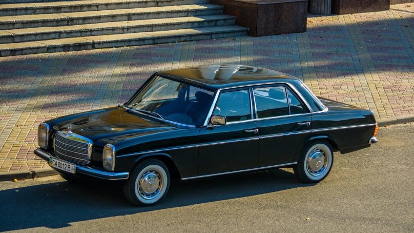 Мерседес 115