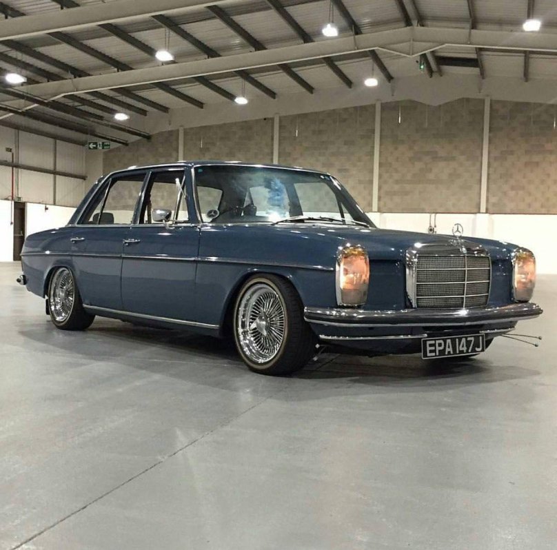 Mercedes w115