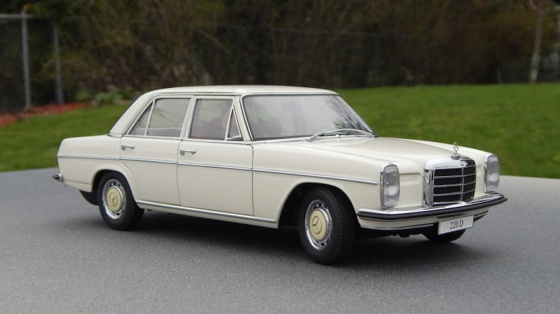 Mercedes w115