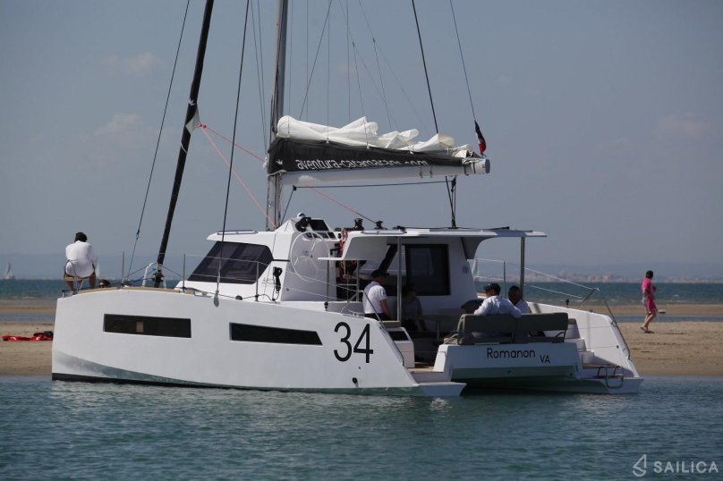 Катамаран aventura 34