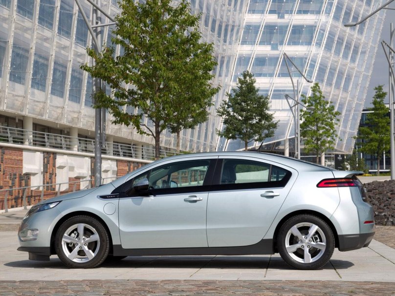 Chevrolet Volt хэтчбек