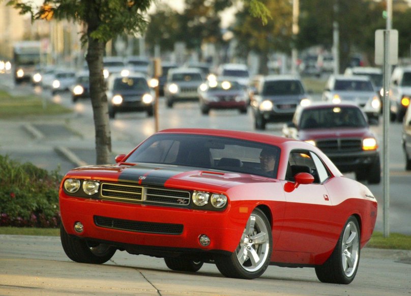 Додж Челленджер 2005