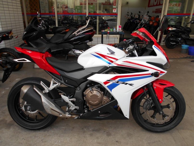 Honda CBR-400 2016