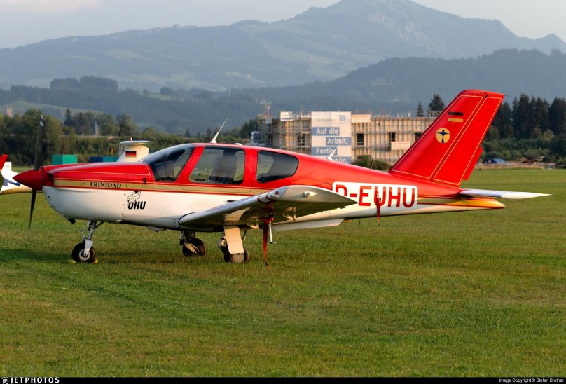 Самолет Socata tb20