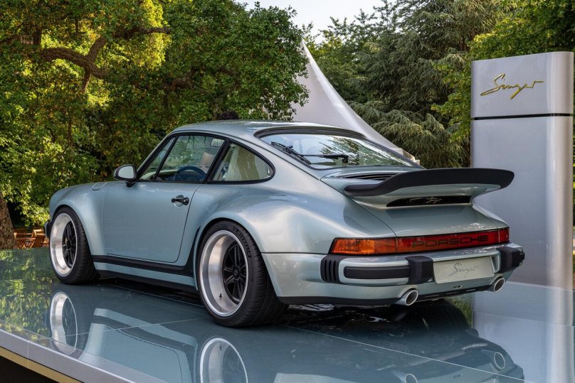 Porsche Singer Turbo study