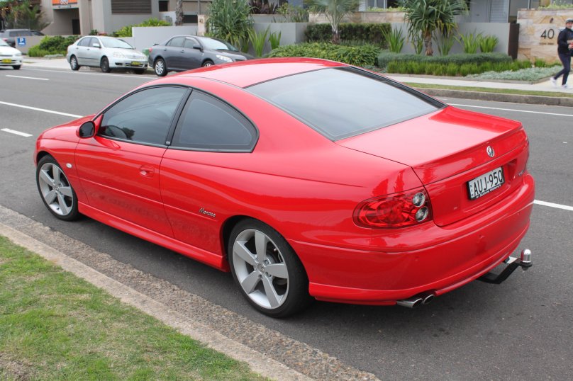 Holden Monaro 2005