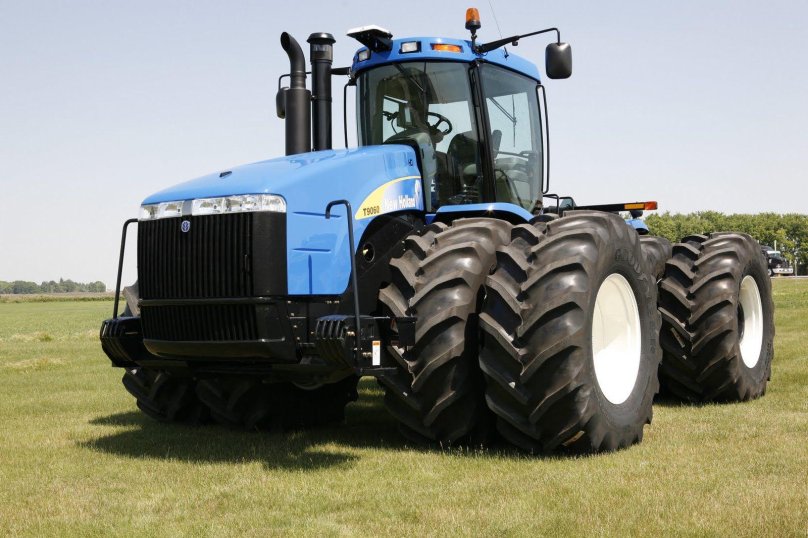Трактор New Holland t9040