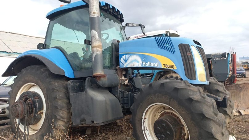 Трактор Нью Холланд т9040