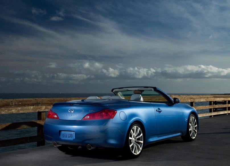 Infiniti g37 Convertible