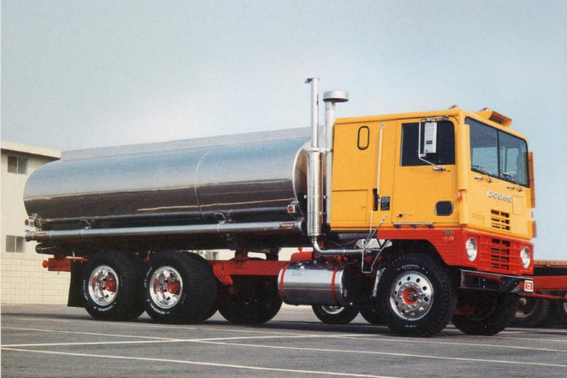 Dodge 1000 big Coe Truck