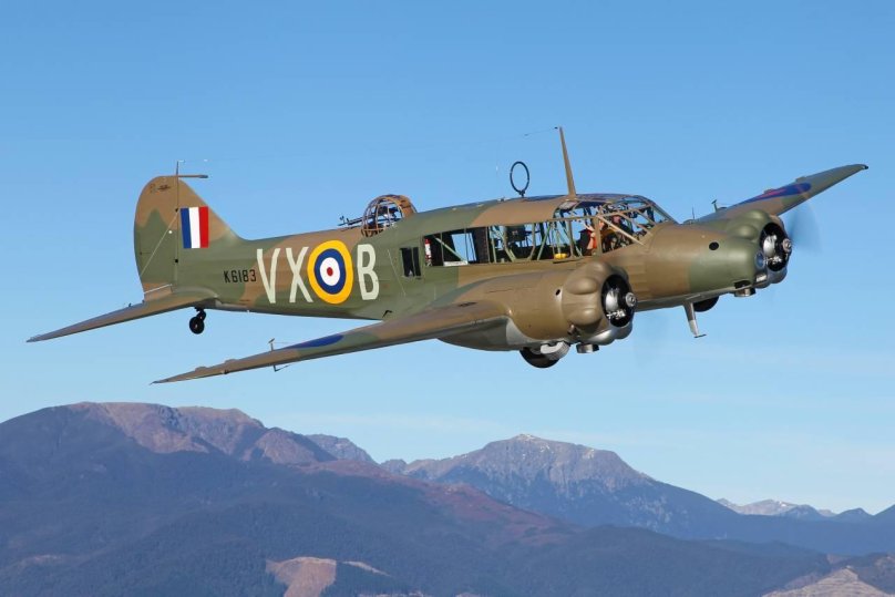 Авро Энсон самолет