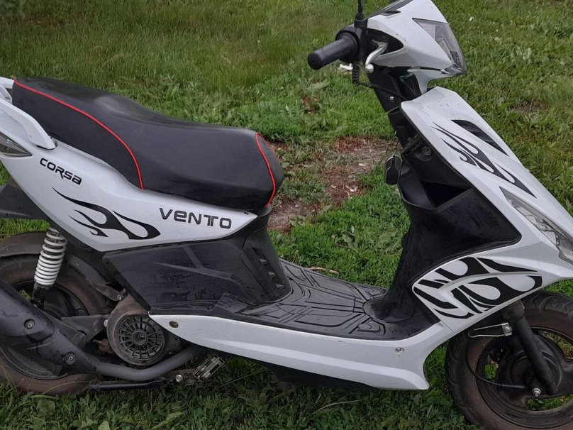 Скутер Венто Корса 150