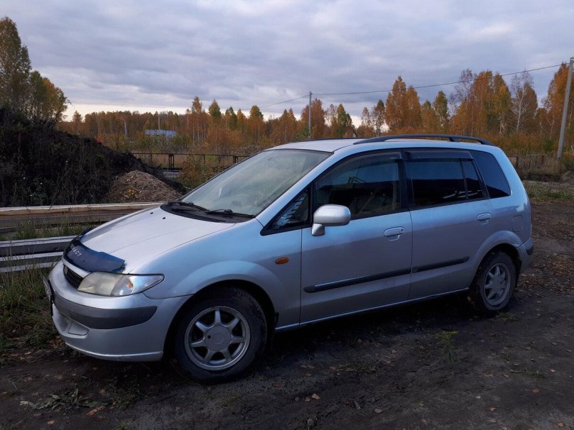 Форд Иксион