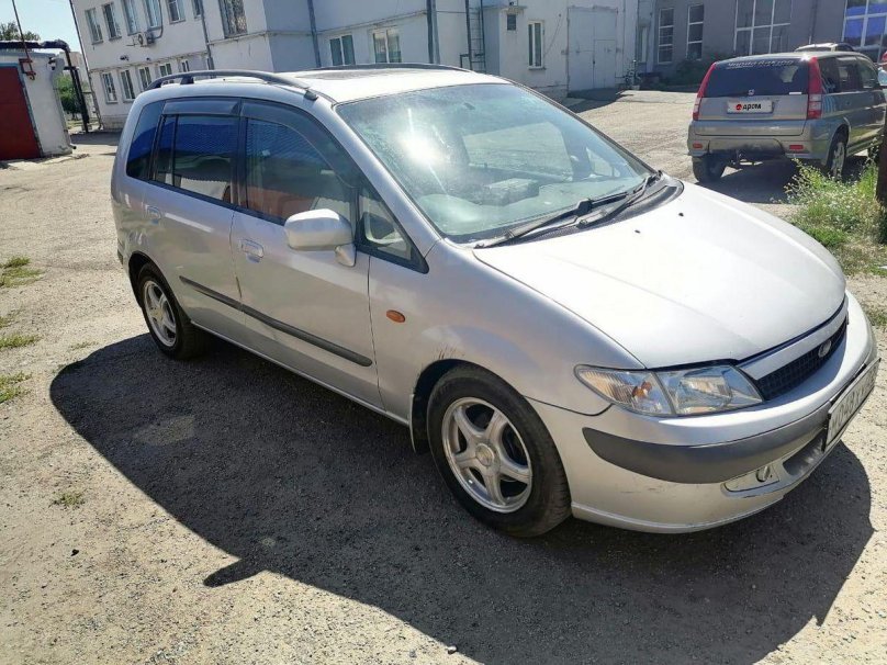 Форд Иксион 2000