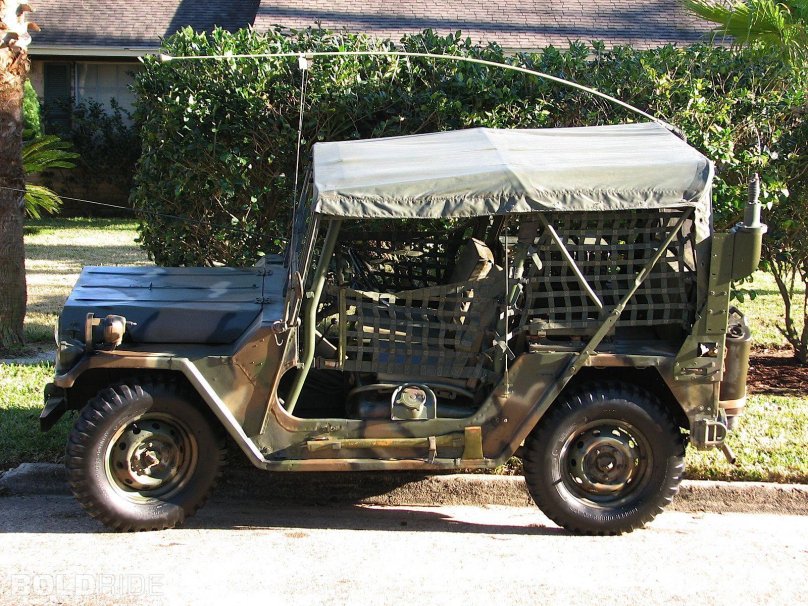 Джип m151a2 Mutt шина