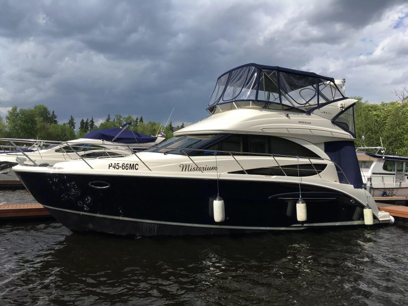 Моторная яхта Meridian 341