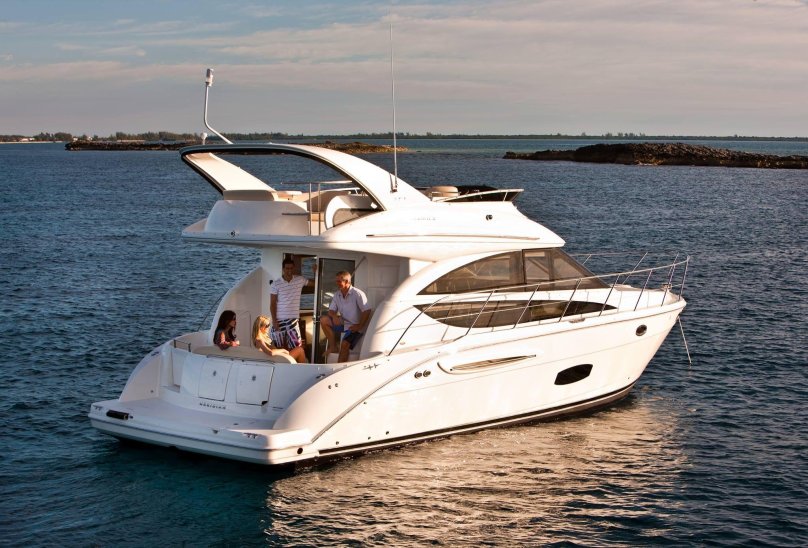 Meridian 440 Yacht