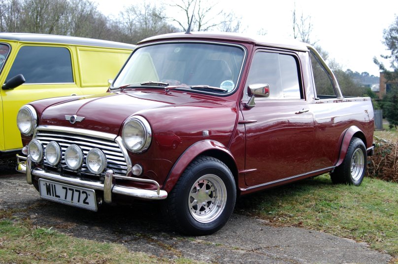 Austin Mini-Pickup close up