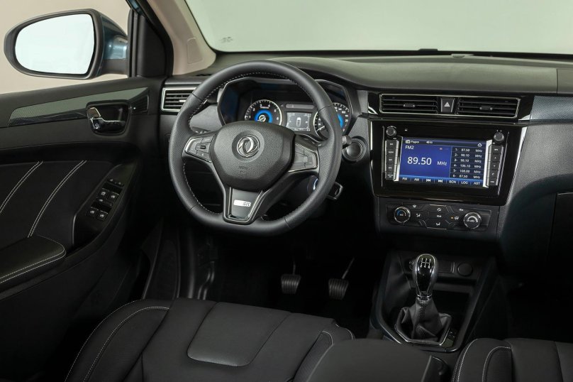 Донг Фенг 580