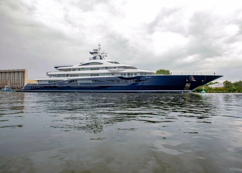 Яхта Lurssen tis