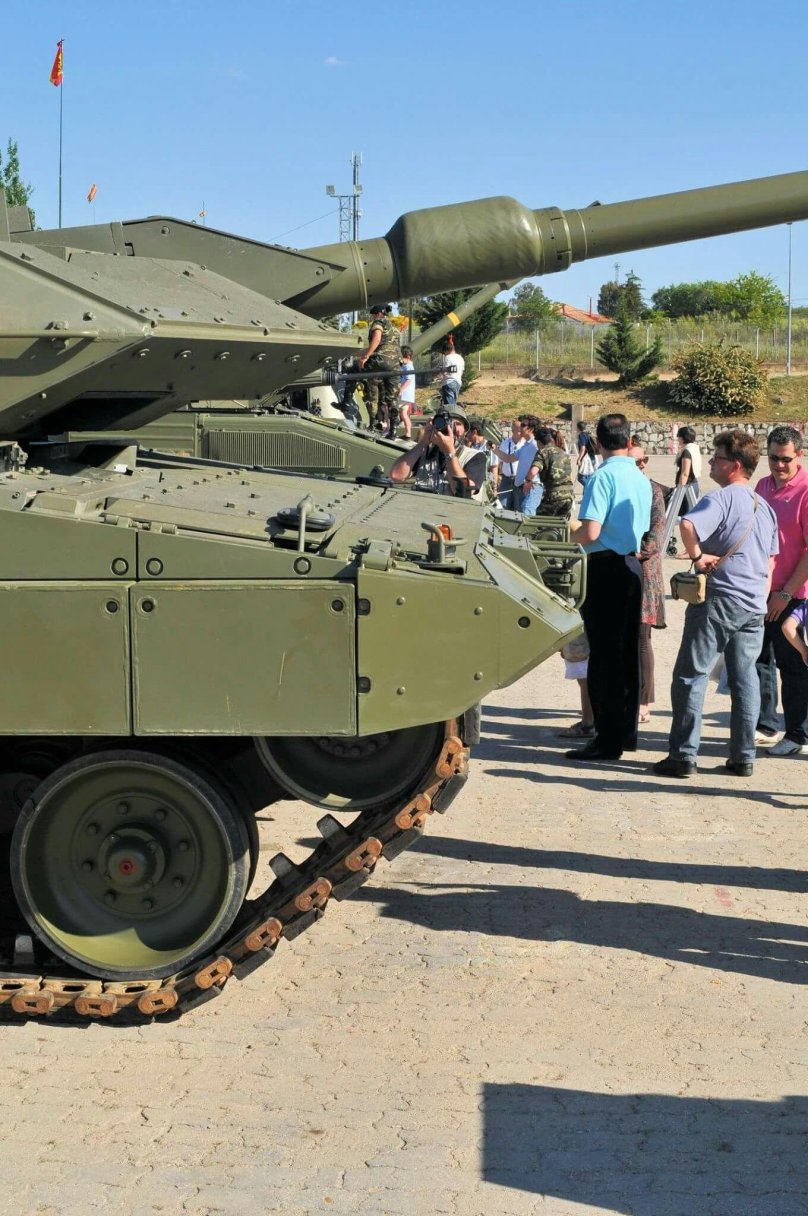 Испанский леопард 2