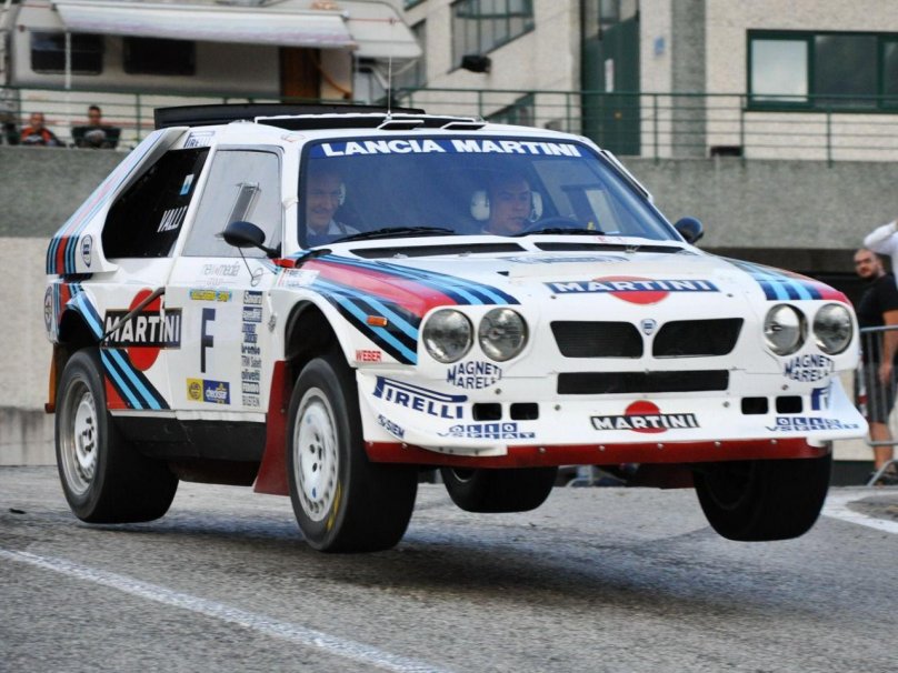 Lancia Delta s4 Group b
