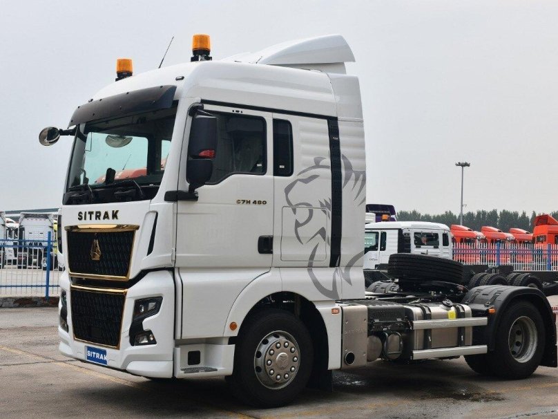 Sitrak c7h тягач 2022