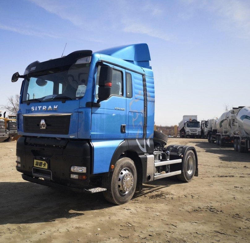 Седельный тягач Sitrak c7h 4x2