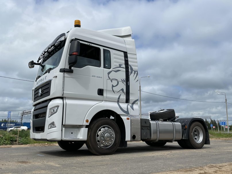 Sitrak c7h седельный тягач