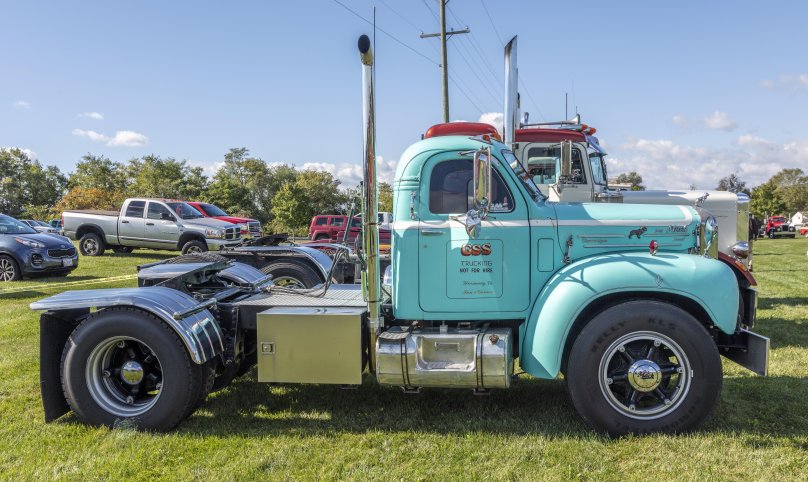 Грузовик Mack b61