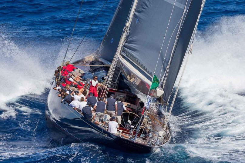 Океанская парусная яхта